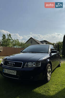 Седан Audi A4 2002 в 