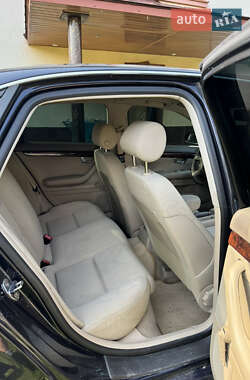 Седан Audi A4 2002 в 