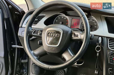 Седан Audi A4 2011 в 