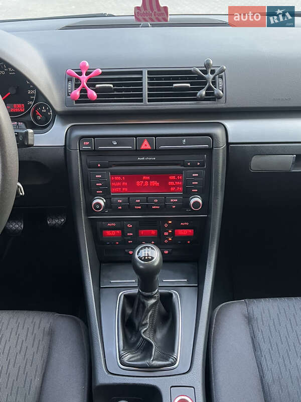 Седан Audi A4 2006 в Виннице