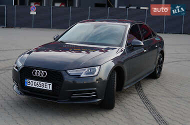 Седан Audi A4 2018 в 