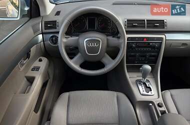 Седан Audi A4 2006 в 