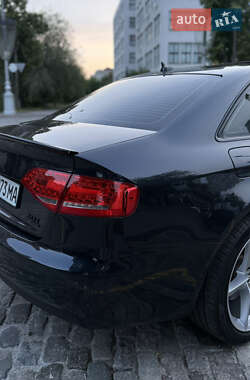 Седан Audi A4 2012 в 