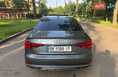Седан Audi A4 2019 в 
