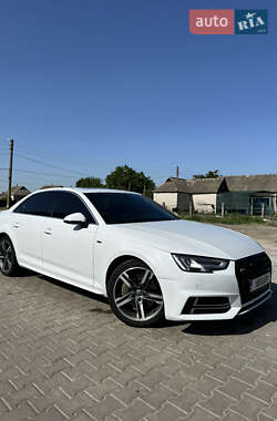 Седан Audi A4 2017 в 
