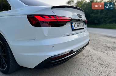 Седан Audi A4 2020 в 