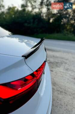 Седан Audi A4 2020 в 