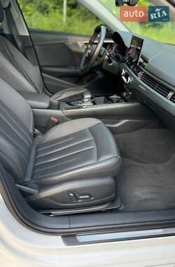 Седан Audi A4 2020 в 