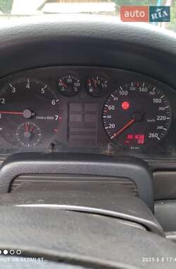 Седан Audi A4 1997 в 