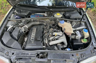 Седан Audi A4 1996 в 