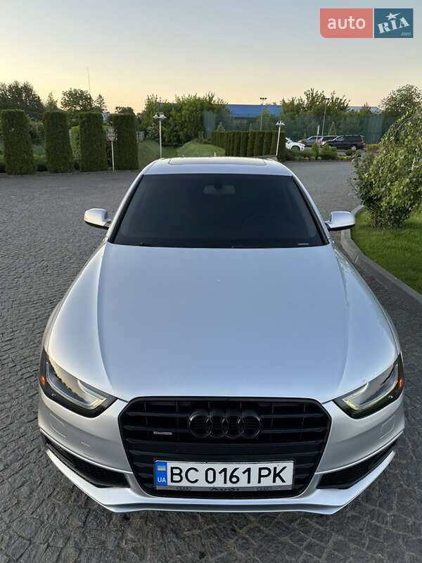 Седан Audi A4 2014 в Львові