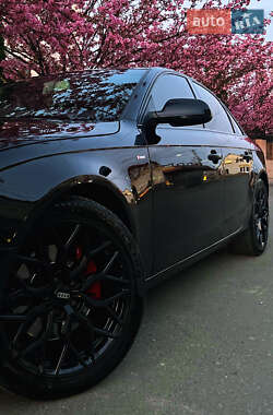 Седан Audi A4 2011 в 