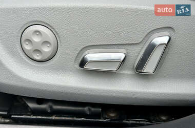 Седан Audi A4 2012 в 