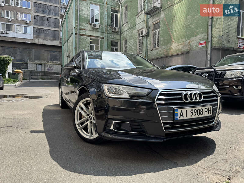 Универсал Audi A4 2016 в Киеве