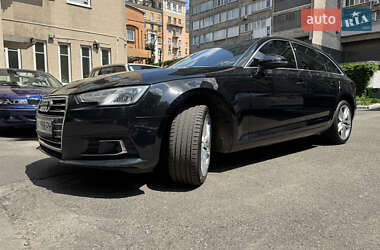Універсал Audi A4 2016 в 