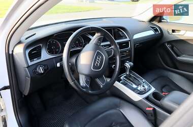 Седан Audi A4 2012 в 
