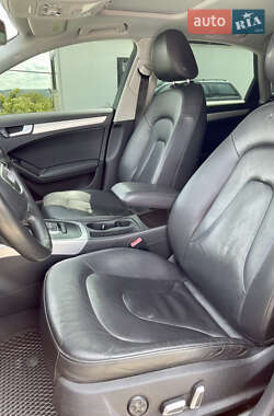 Седан Audi A4 2012 в 