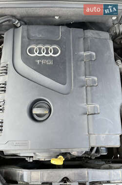 Седан Audi A4 2012 в 