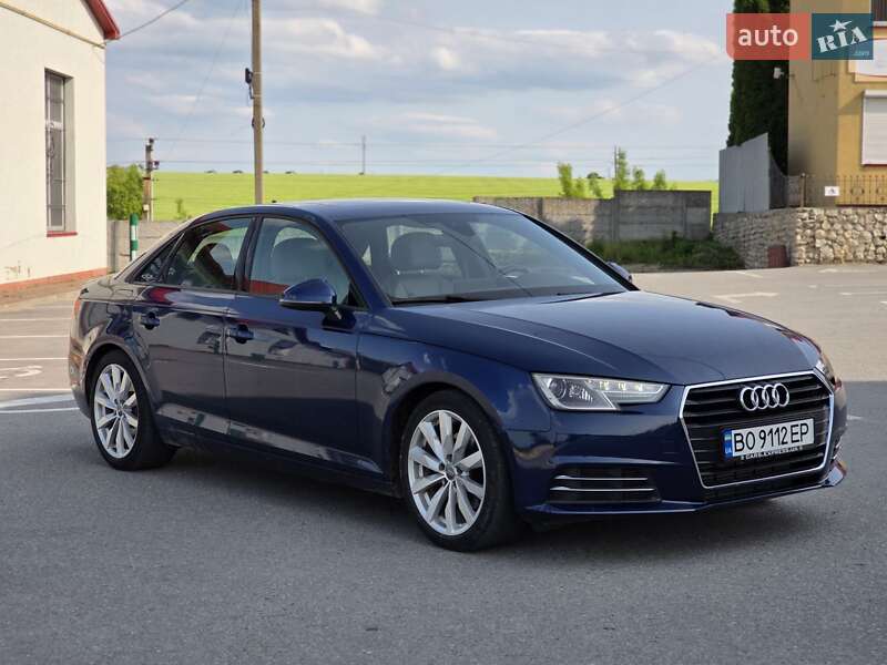 Седан Audi A4 2016 в Тернополе