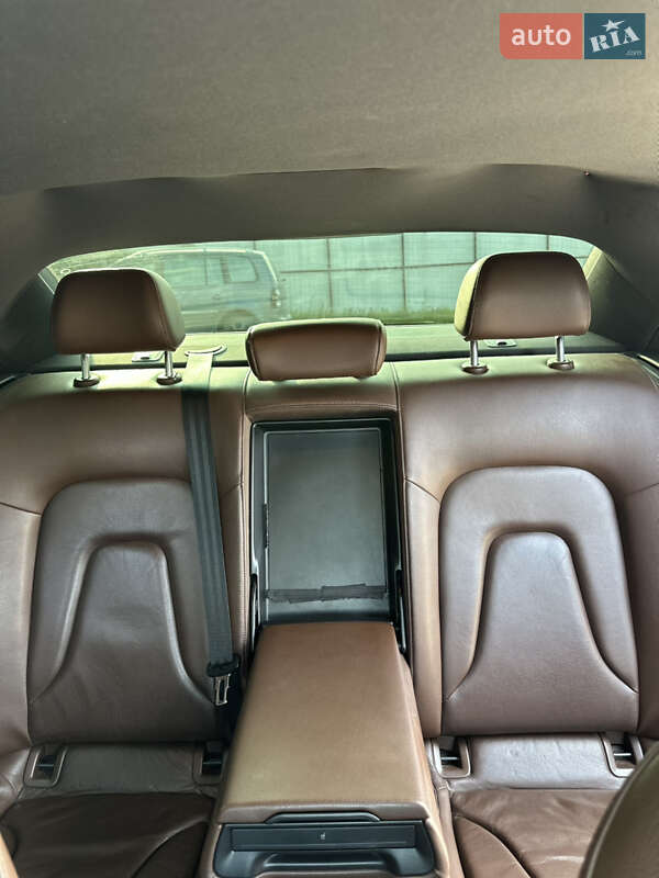 Седан Audi A4 2012 в Хмельницком