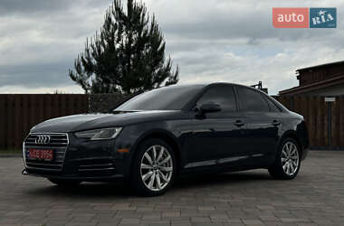 Седан Audi A4 2017 в 