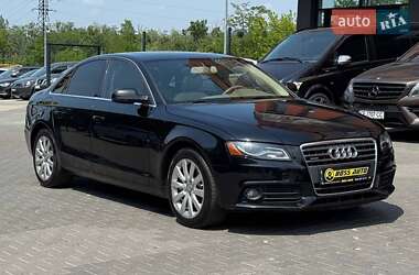 Седан Audi A4 2011 в Чернівцях