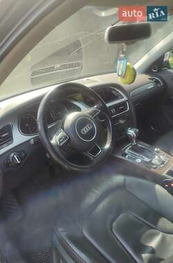 Седан Audi A4 2015 в 