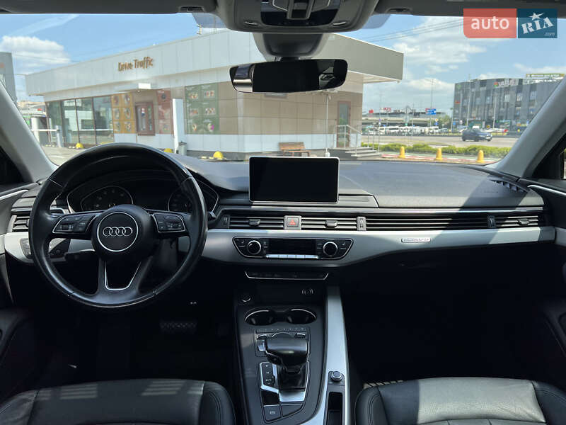 Седан Audi A4 2016 в Києві