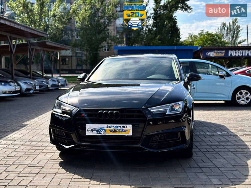 Седан Audi A4 2018 в Кривом Роге