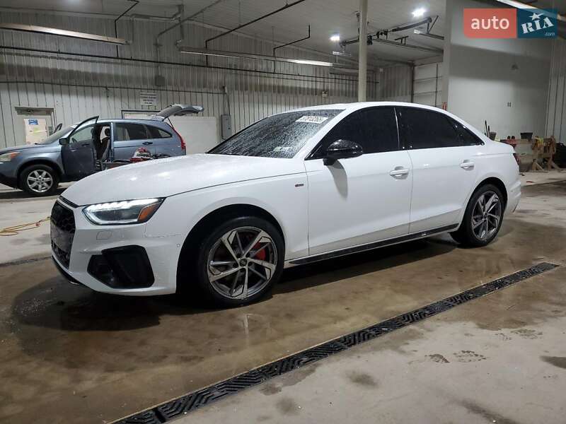 Седан Audi A4 2023 в 