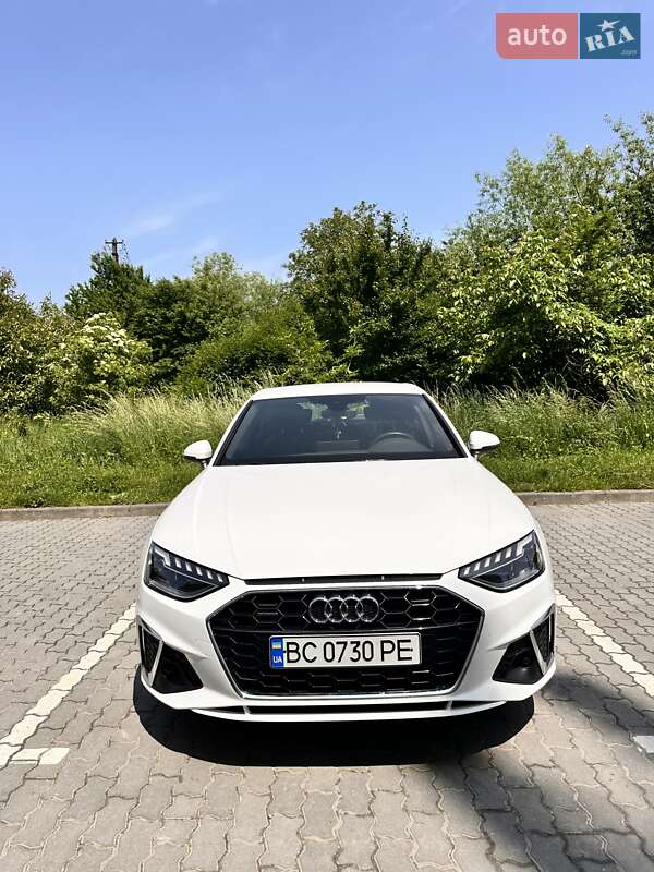 Audi A4 2023