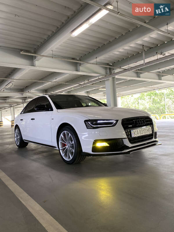 Седан Audi A4 2015 в Києві