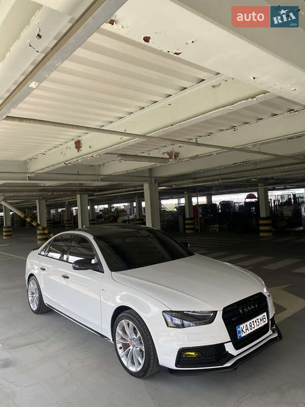 Седан Audi A4 2015 в Києві