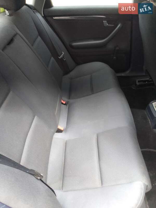 Седан Audi A4 2002 в Шепетівці