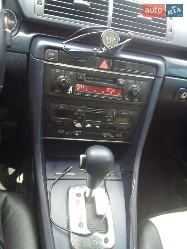 Седан Audi A4 2002 в Шепетівці
