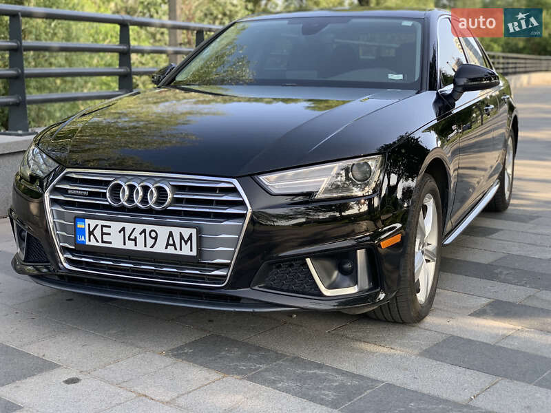 Audi A4 2019