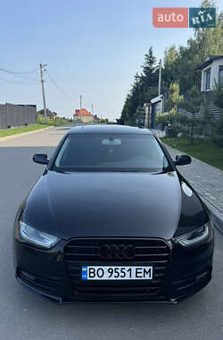Седан Audi A4 2012 в 