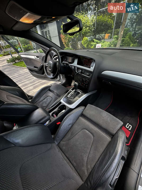 Седан Audi A4 2011 в Киеве