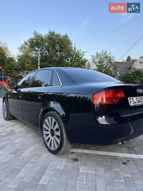 Седан Audi A4 2006 в Кременце