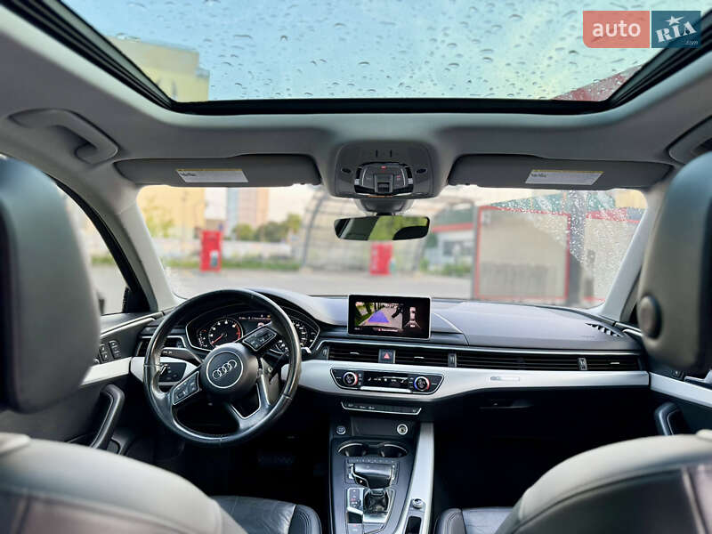Седан Audi A4 2016 в Львове