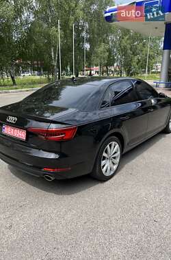 Седан Audi A4 2017 в 
