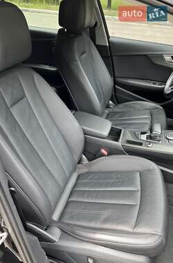 Седан Audi A4 2017 в 