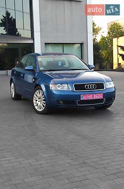 Седан Audi A4 2004 в 