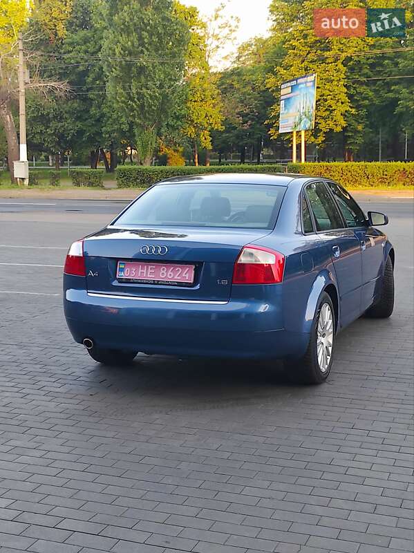 Седан Audi A4 2004 в Каменском