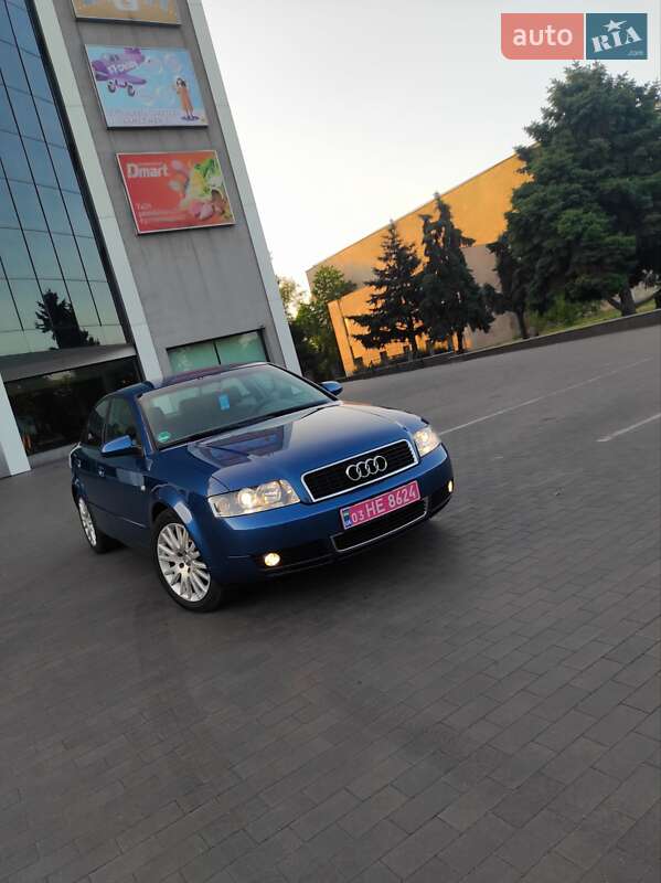 Седан Audi A4 2004 в Каменском