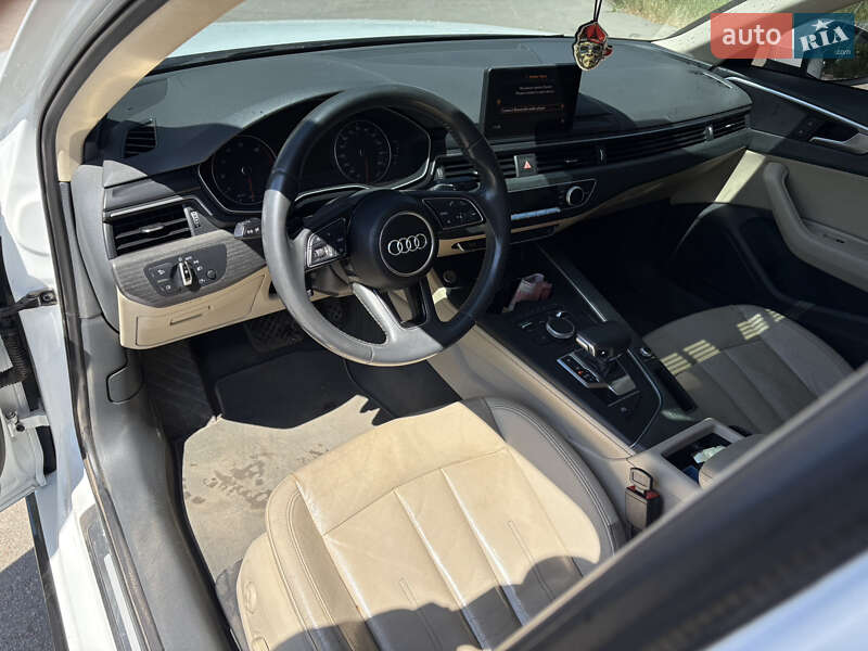 Седан Audi A4 2016 в Вольнянске