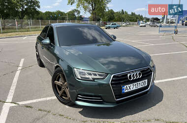 Седан Audi A4 2016 в Днепре