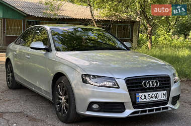 Седан Audi A4 2011 в 