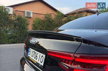 Седан Audi A4 2017 в 