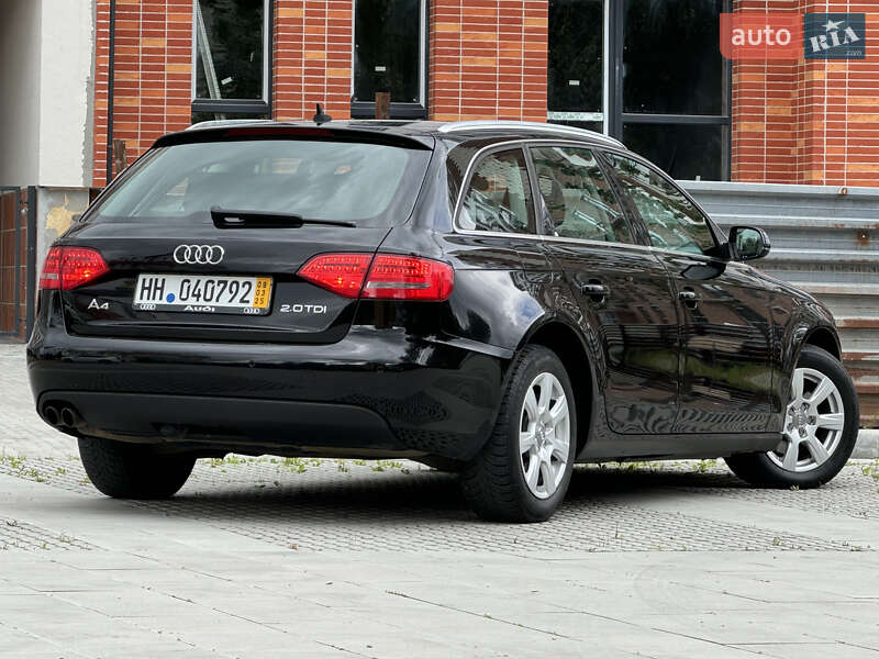 Универсал Audi A4 2010 в Самборе